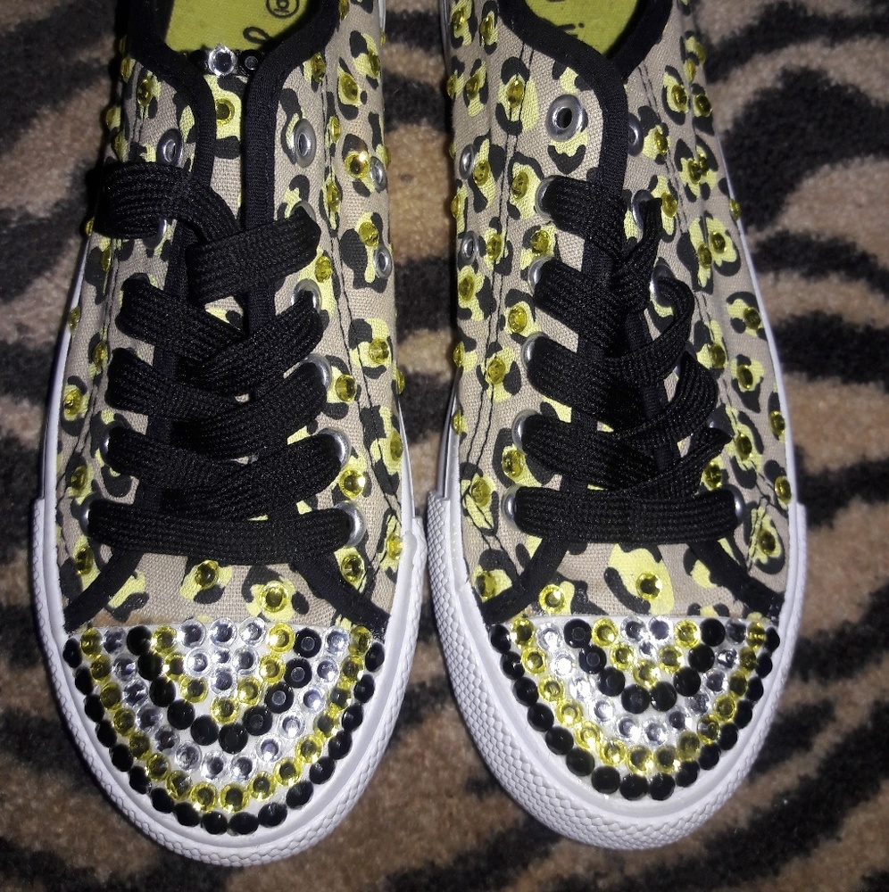 Customized leopard print sneakers